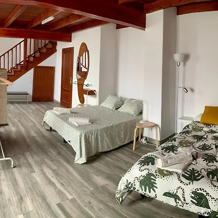 Con Vistas Al Rio Apartment *